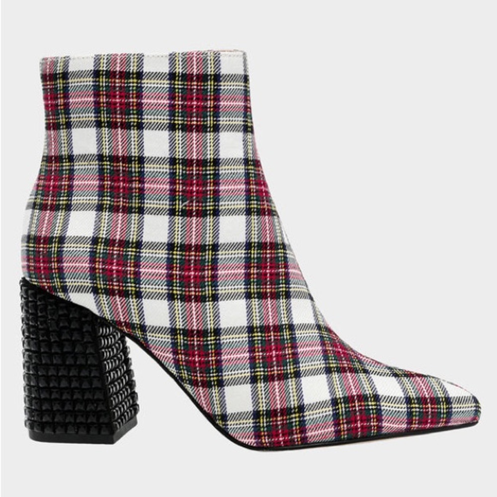 Betsey Johnson Kassie Red White Black Studded Block Heel Ankle Boot Size 9
